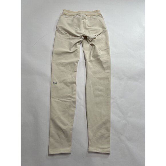 ALO Yoga Airbrush High-Waist Heart Throb Legging in Oat Milk/White - Picture 4 of 4